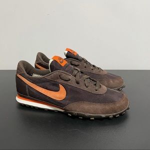SOLD - Nike Women's Waffle Racer - size 6